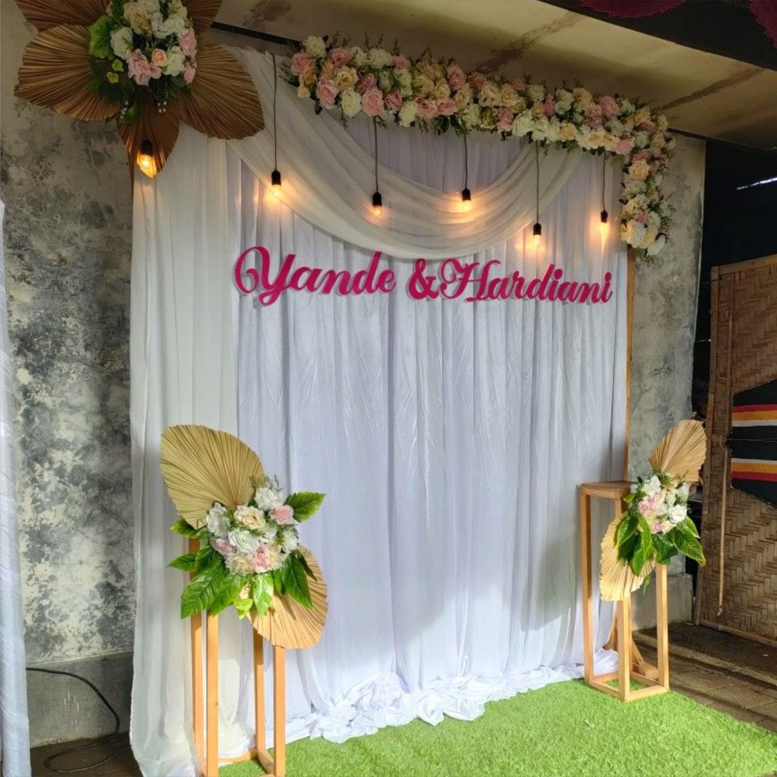 Paket Photobooth Lamaran Murah di Jogja