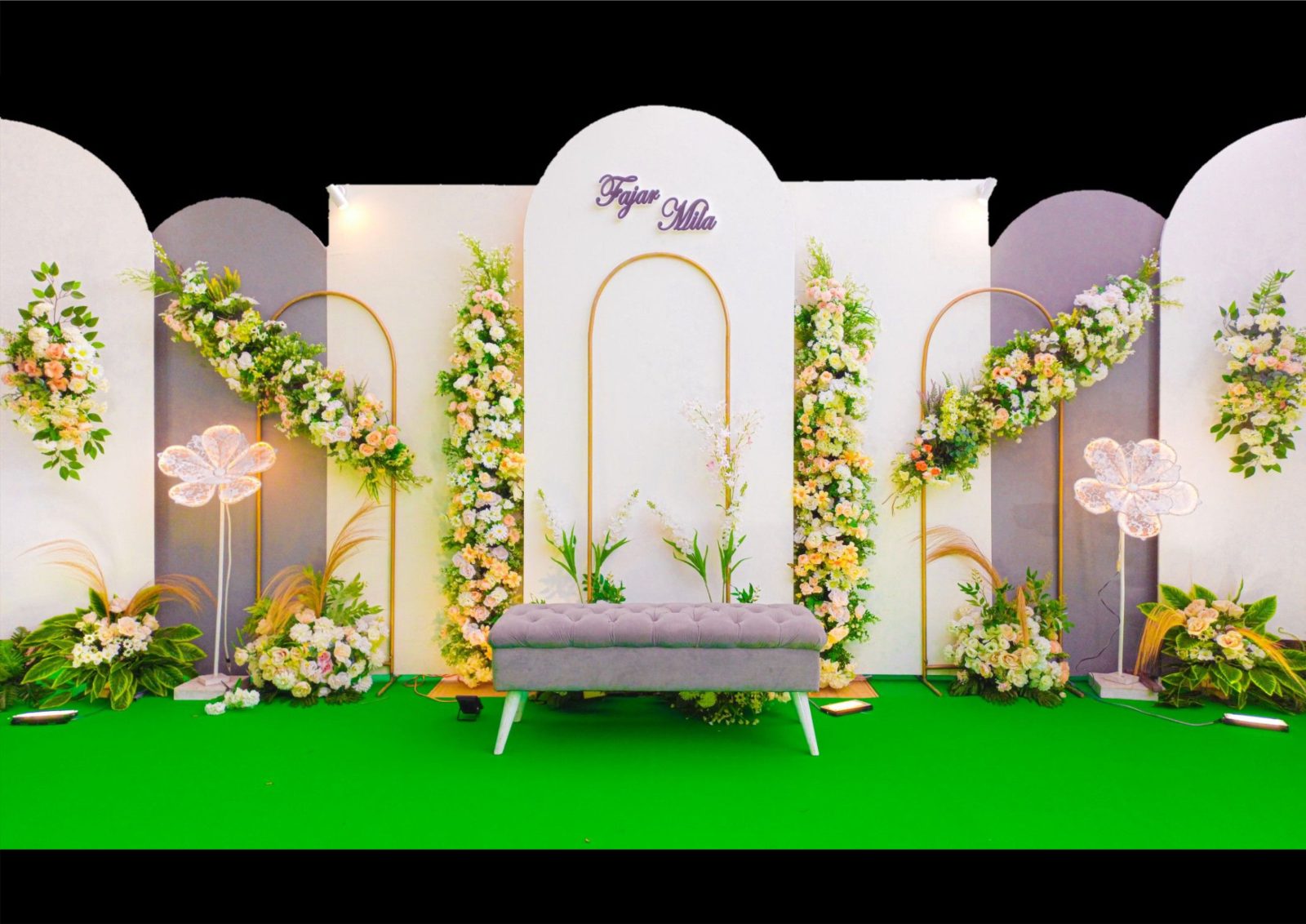 Dekorasi Backdrop Pelaminan Pernikahan Jogja
