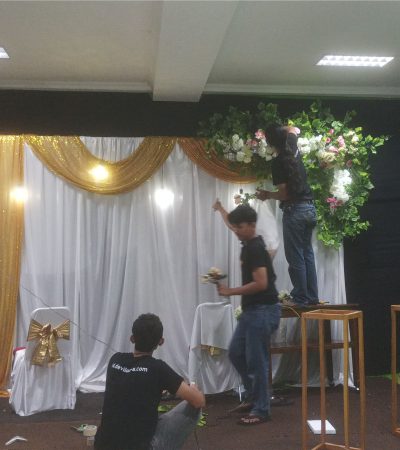 Dekorasi Bunga Anniversary