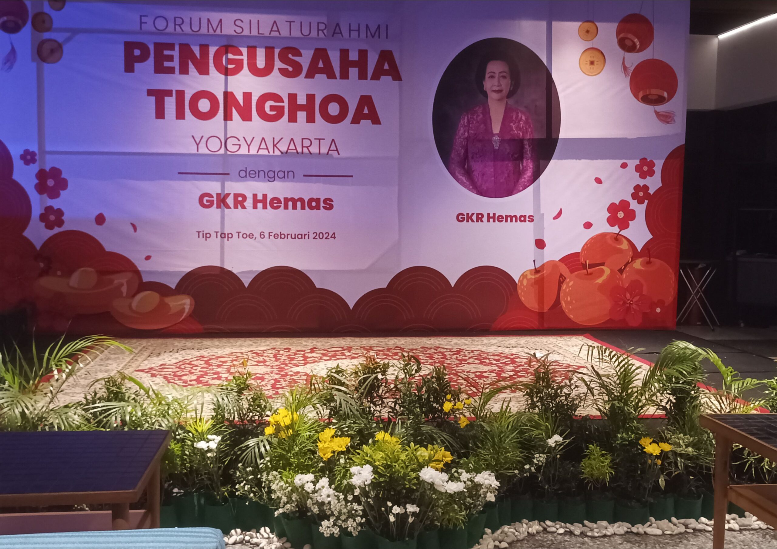 Mini Garden Stage Event Imlek