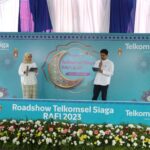 Produksi Backdrop Kustom