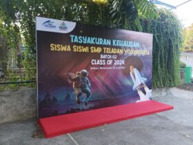Tasyakuran Backdrop Event Kelulusan SMP Jogja