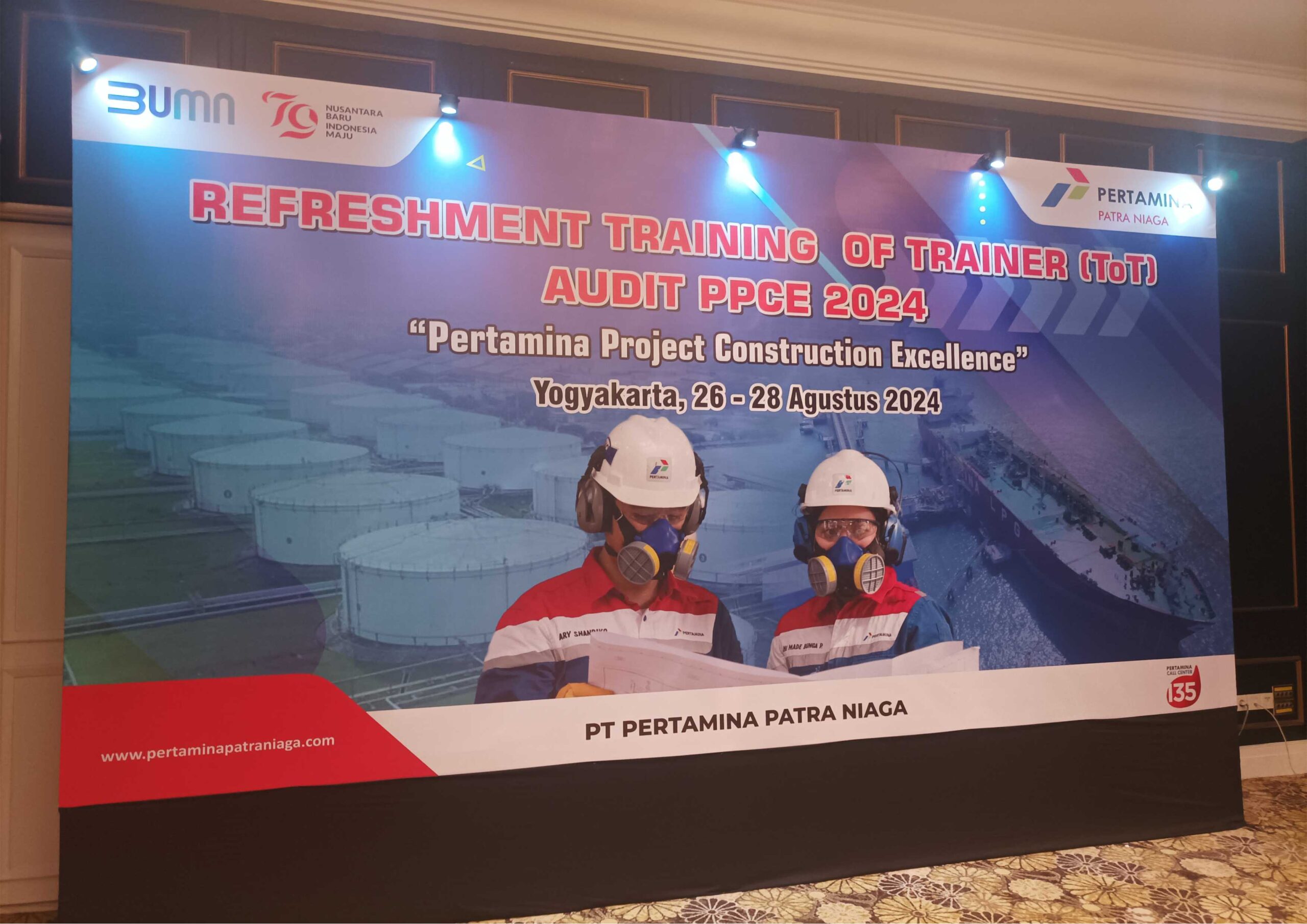 Training of Traner Backdrop Pertamina