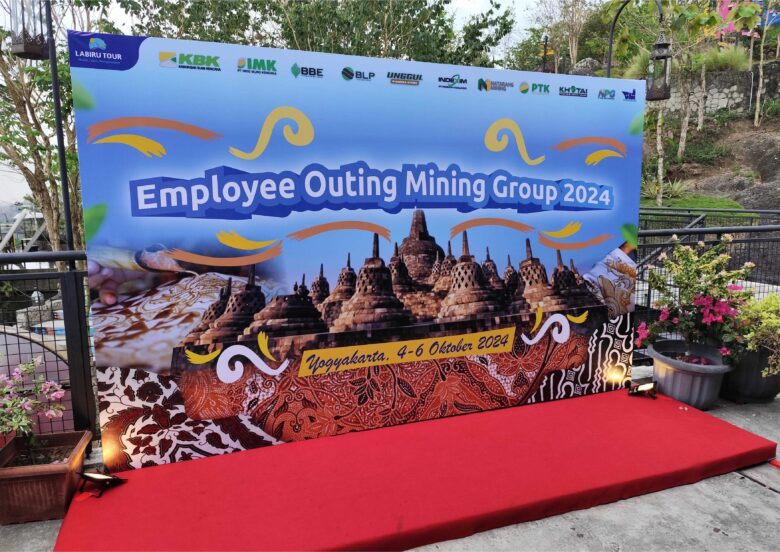 Jasa Backdrop Event Employee Gathering Jogja