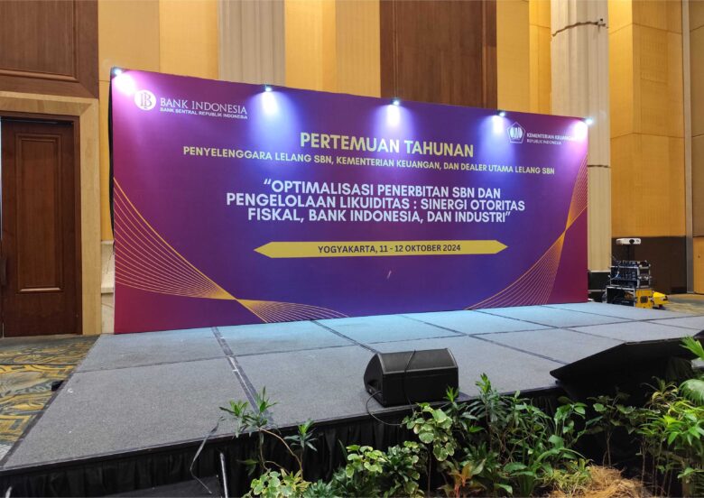 Contoh Backdrop untuk Panggung pada Event