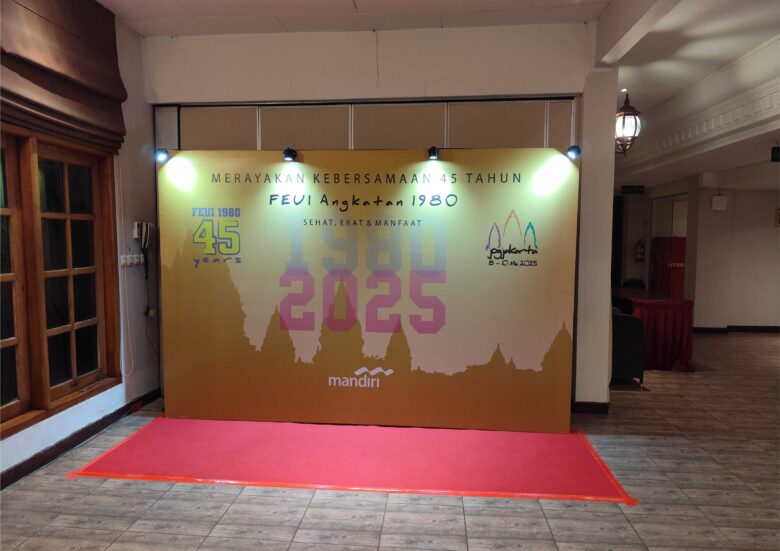 Jasa Photobooth Event Reuni 1980