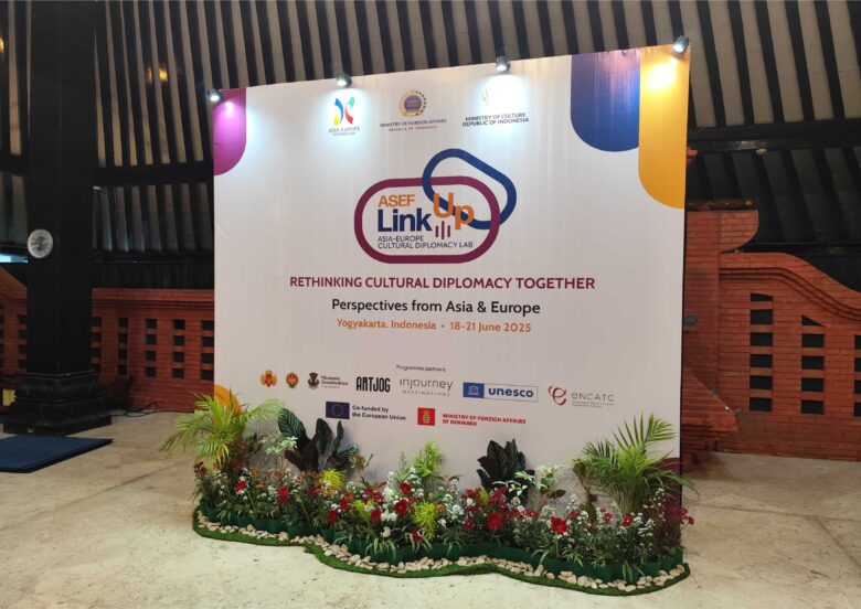 ASEF LINK UP Backdrop Event Jogja