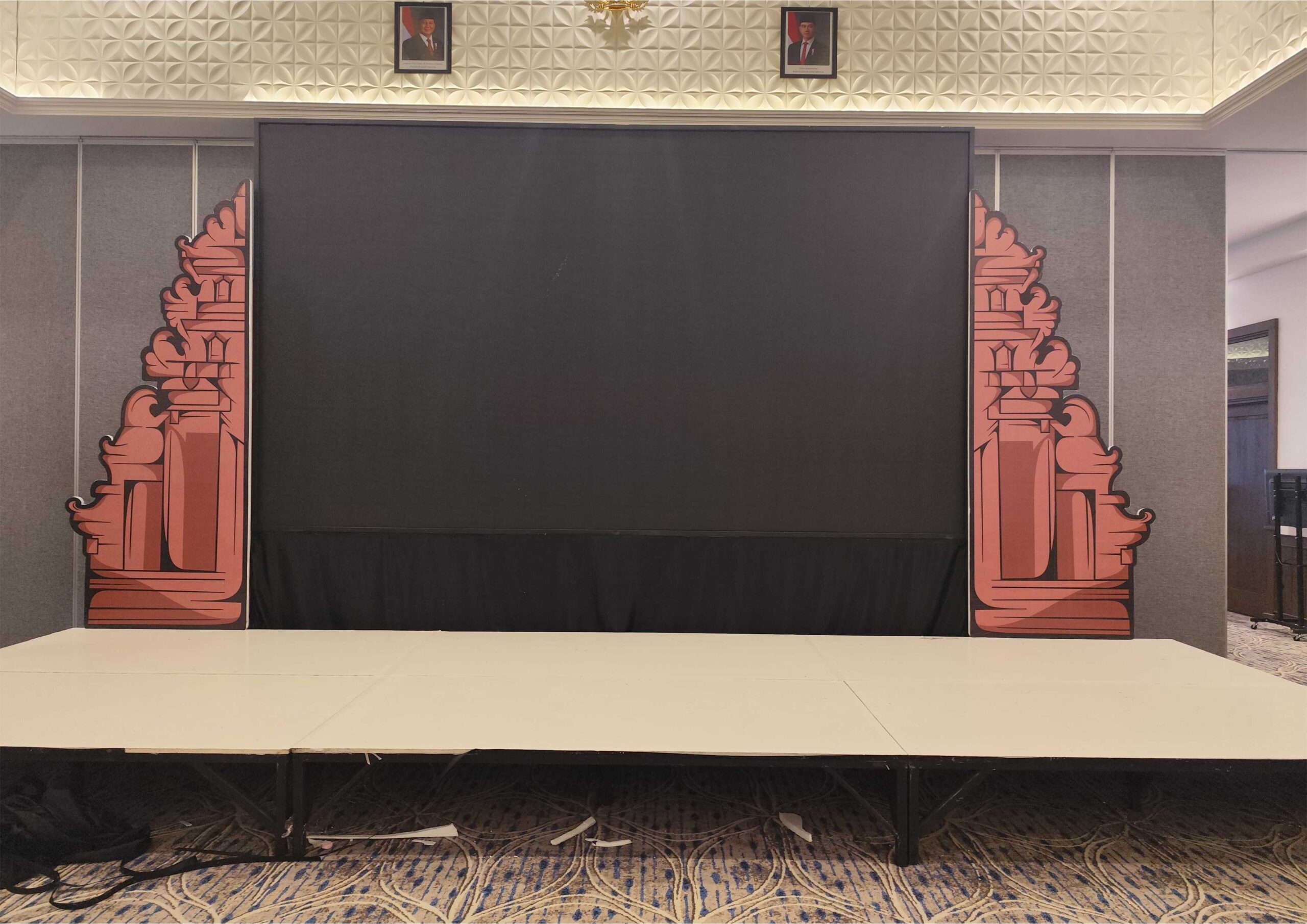 Frame Gapura LED Videotron Jogja